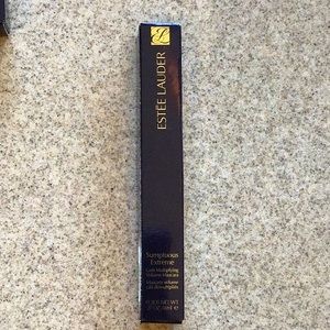 Estée Lauder Sumptuous Extreme Black Mascara